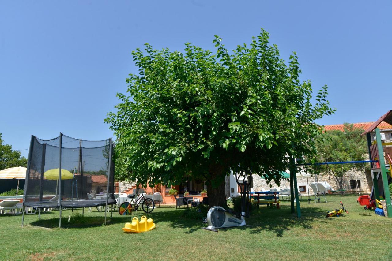 Bed&Breakfast Casa Rustica Vodnjan Exterior foto