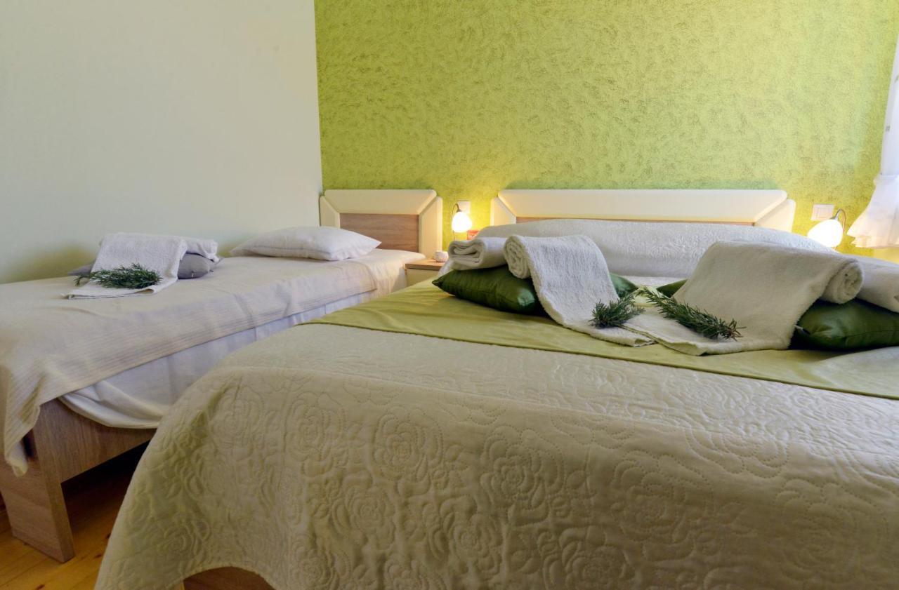 Bed&Breakfast Casa Rustica Vodnjan Exterior foto