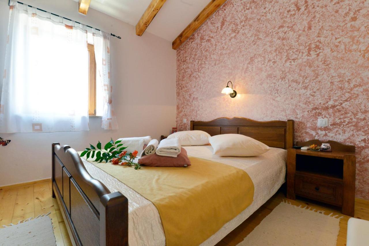 Bed&Breakfast Casa Rustica Vodnjan Exterior foto