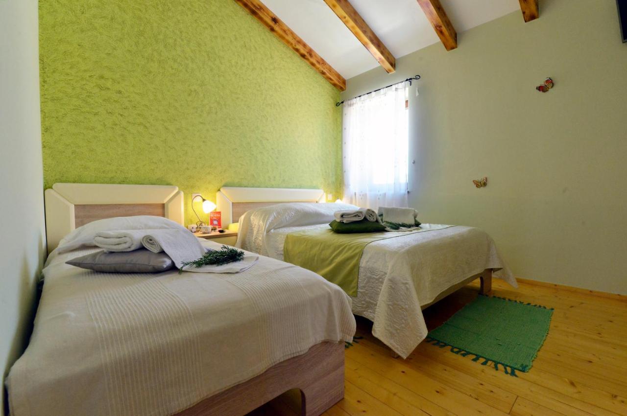 Bed&Breakfast Casa Rustica Vodnjan Exterior foto